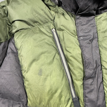 Load image into Gallery viewer, Montbell puffer down jacket - L
