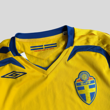 Load image into Gallery viewer, 2008 Sweden home - L
