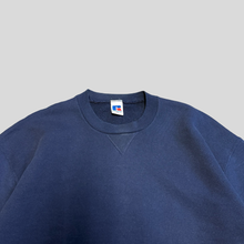 Load image into Gallery viewer, 90s Russell athletic blank sweatshirt - L
