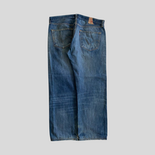 Load image into Gallery viewer, 00s Levi&#39;s 501 denim - 36/30
