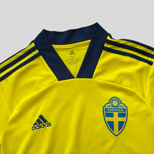 Load image into Gallery viewer, 2020 Sweden home - M
