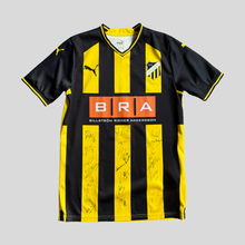 Load image into Gallery viewer, 2022 BK häcken GOLD signed home - S
