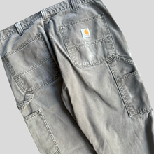 Load image into Gallery viewer, 00s Carhartt Carpenter pants - 32/31
