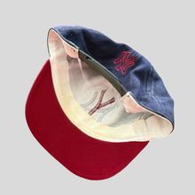 Load image into Gallery viewer, 90s Yankees cap
