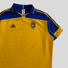 Load image into Gallery viewer, 1999-00 Sweden home jersey - XL
