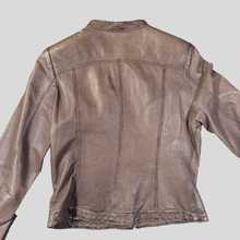 Load image into Gallery viewer, 90s Gatto leather jacket - 40
