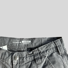 Load image into Gallery viewer, 00s Carhartt Carpenter shorts - 30
