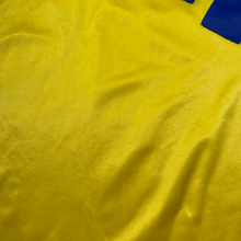 Load image into Gallery viewer, 1992 Sweden home - M
