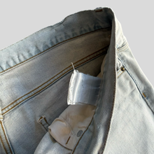 Load image into Gallery viewer, 00s Carhartt shorts - 38
