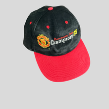 Load image into Gallery viewer, 1999 Manchester United champions cap
