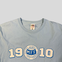 Load image into Gallery viewer, 00s Malmö ff 1910 T-shirt - M
