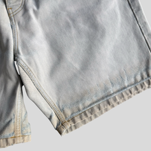 Load image into Gallery viewer, 00s Carhartt shorts - 38
