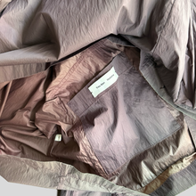 Load image into Gallery viewer, Tres bien wind jacket - M
