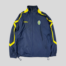 Load image into Gallery viewer, 2008 Sweden track rain set - S
