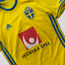 Load image into Gallery viewer, 2016 Sweden home - M
