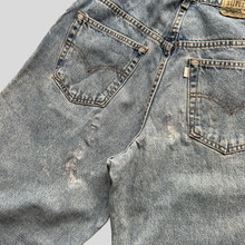Load image into Gallery viewer, 90s Levi's silver tab shorts - 30
