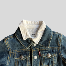 Load image into Gallery viewer, 00s Levi's jean jacket - 6/9M
