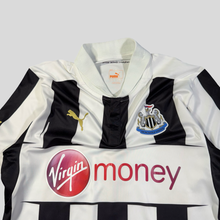 Load image into Gallery viewer, 2012-13 Newcastle home - S
