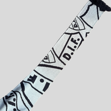 Load image into Gallery viewer, Djurgården scarf
