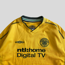 Load image into Gallery viewer, 2002-03 Celtic away Jersey - XS/S
