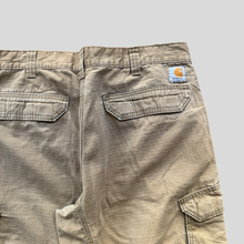 Load image into Gallery viewer, 00s Carhartt cargo shorts - 36
