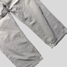 Load image into Gallery viewer, 00s Carhartt carpenter pants - 32/32
