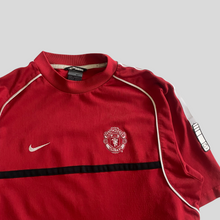 Load image into Gallery viewer, 00s Manchester united jersey - M

