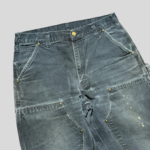 Load image into Gallery viewer, 00s Carhartt carpenter double knee pants - 31/32
