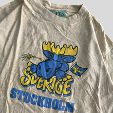 Load image into Gallery viewer, 90s Sverige Stockholm T-shirt - L
