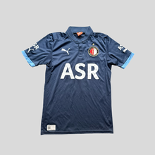 Load image into Gallery viewer, 2012-13 Feyenoord LARSSON 17 away - S

