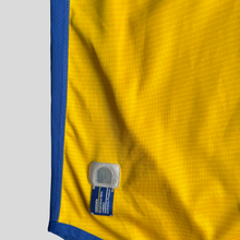 Load image into Gallery viewer, 2004 Sweden home - L
