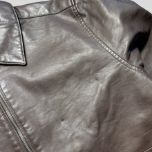 Load image into Gallery viewer, 90s Detriot leather jacket - L

