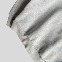 Load image into Gallery viewer, 90s Fruit of the loom sweatshirt - M
