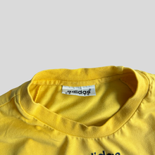 Load image into Gallery viewer, 90s Sweden T-shirt - L

