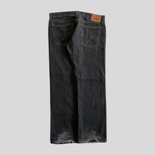 Load image into Gallery viewer, 00s Levi&#39;s 514 denim - 34/31
