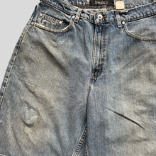 Load image into Gallery viewer, 90s Levi's silver tab shorts - 32
