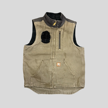 Load image into Gallery viewer, 2013 Carhartt work vest - S
