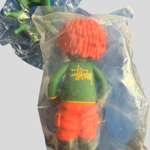 Load image into Gallery viewer, Stüssy x medicom crown big figure
