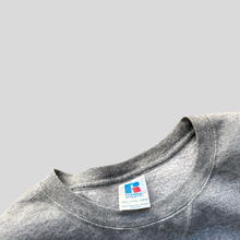 Load image into Gallery viewer, 00s Russell athletic blank sweatshirt - XXL
