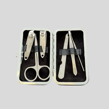 Load image into Gallery viewer, Stüssy nail clipper kit
