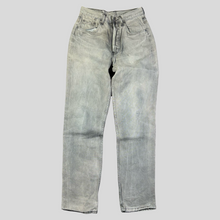 Load image into Gallery viewer, 00s Levi’s 501 denim - 26/32
