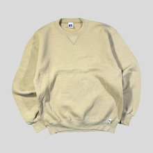 Load image into Gallery viewer, 90s Russell athletic blank sweatshirt - M
