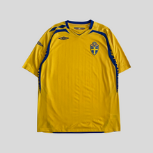 Load image into Gallery viewer, 2008 Sweden home jersey - XL
