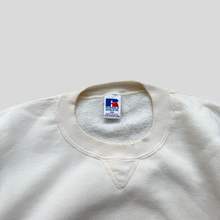 Load image into Gallery viewer, 90s Russell athletic blank sweatshirt - XL/XXL
