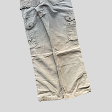 Load image into Gallery viewer, 00s Carhartt cargo pants - 30/31
