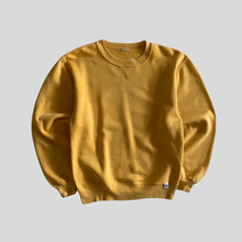 Load image into Gallery viewer, 90s Russell athletic blank sweatshirt - S
