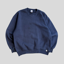 Load image into Gallery viewer, 90s Russell athletic blank sweatshirt - XL
