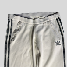 Load image into Gallery viewer, 00s Adidas track set - XS/S
