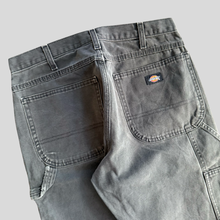 Load image into Gallery viewer, 00s Dickies carpenter pants - 30/32
