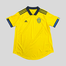 Load image into Gallery viewer, 2020 Sweden home - L

